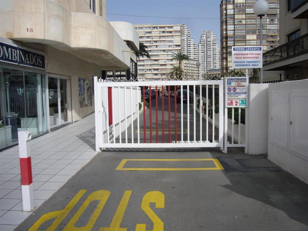 Torre Levante - Fincas Arena Benidorm Exteriér fotografie